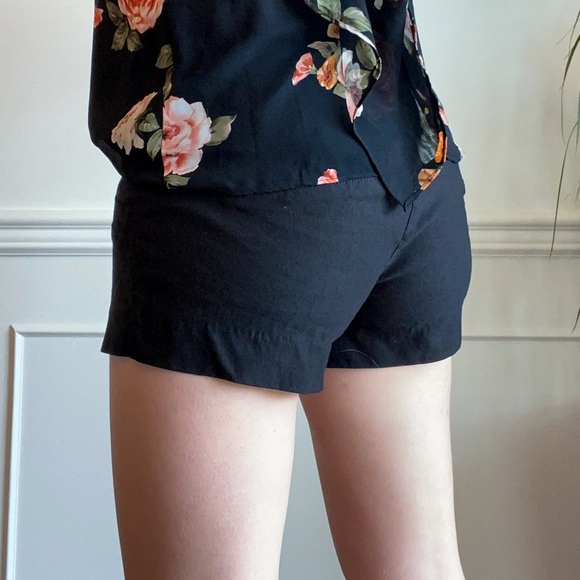 Dynamite Black Dress Shorts NWOT - Picture 2 of 7